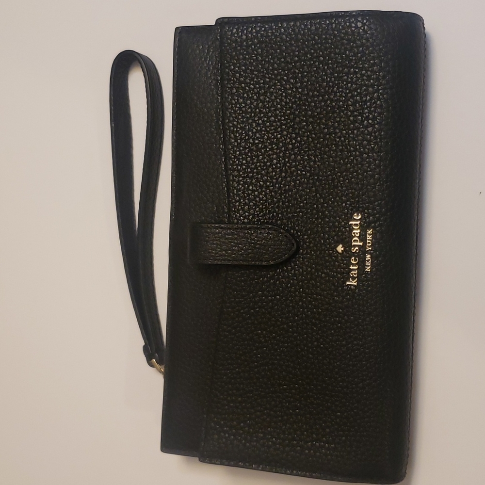 NWT Kate Spade black medium phone wrislet